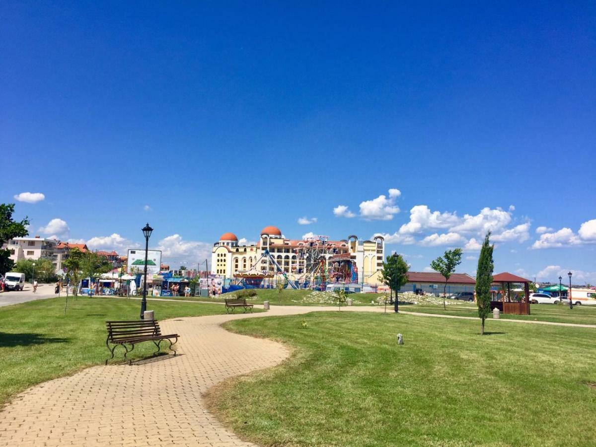 Helga Apartment Обзор Экстерьер фото
