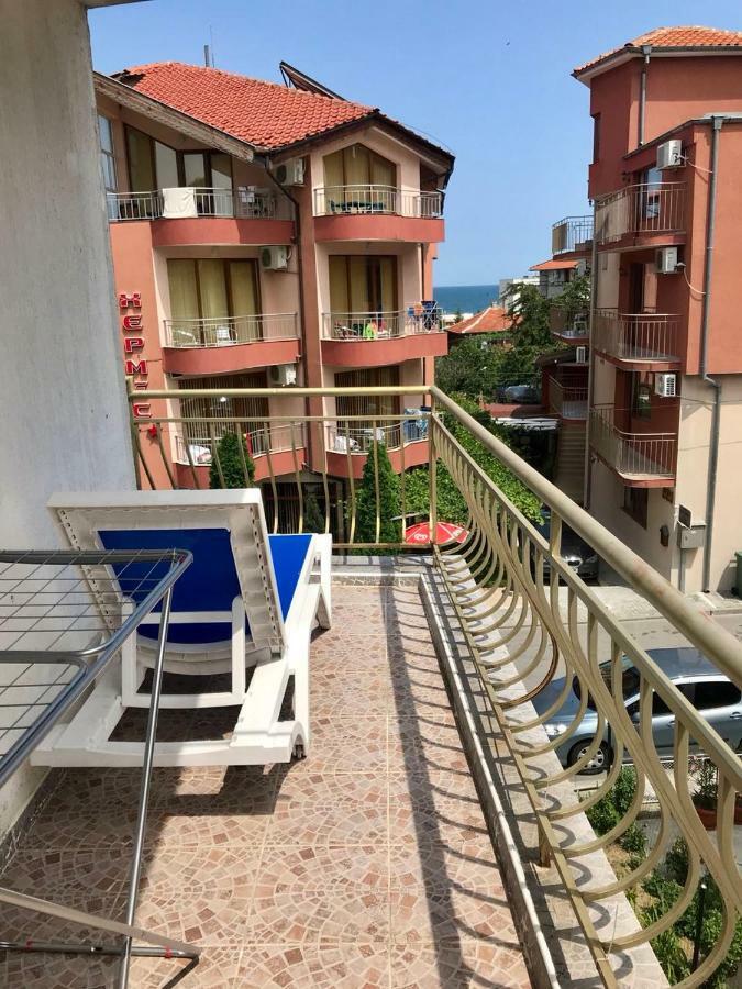 Helga Apartment Обзор Экстерьер фото